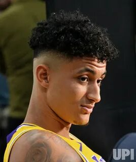 Photo: Kyle Kuzma participates in Lakers' media day in El Se