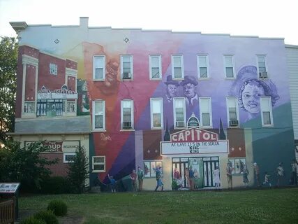 File:Milton Capitol Theater Mural (7491034884).jpg - Wikimed