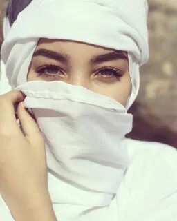Pin by Madi on Muslim Girl hijab, Beautiful hijab