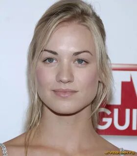 Film Actresses: Yvonne Strahovski special pictures (7)