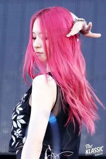 Happy Birthday: 7 Hair colors Krystal borrowed from a rainbo