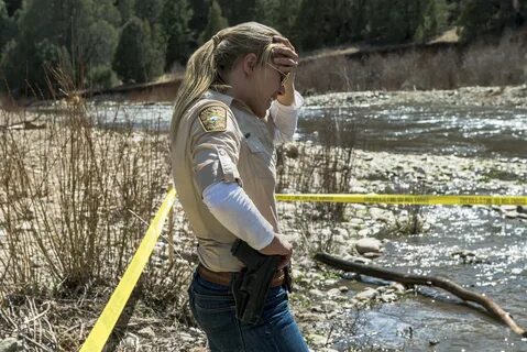 Photos: Katee Sackhoff Rustles Up More 'Longmire' - Front Ro