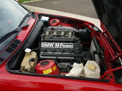 Engine bay of my E30 M3