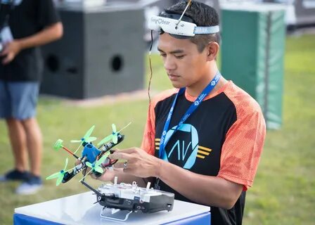 FPV Racing Action from the Drone Nationals in NYC! - RotorDr