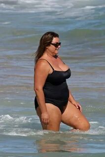 Pirce Brosnan’s Wife Lost 120 Pounds - Try Not to Gasp! - Th