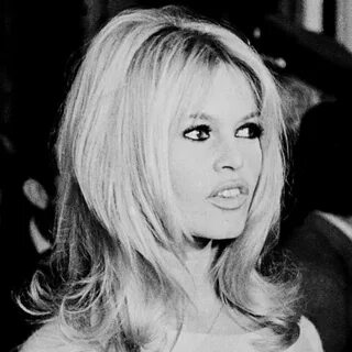 Brigitte Bardot's 11 Most Iconic Hairstyles Bardot hair, Bri