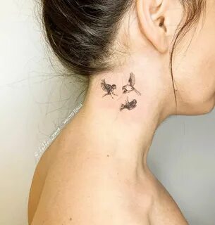 Воробьи тату Behind ear tattoo, Paw print tattoo, Ear tattoo