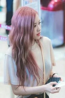 rose #blackpink Rose pink hair, Pink hair, Beauty