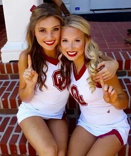 See more Oklahoma cheerleaders HERE College cheerleading, Co