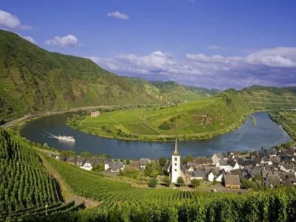 Village of Bremm on the Moselle River, Germany Schöne orte, 