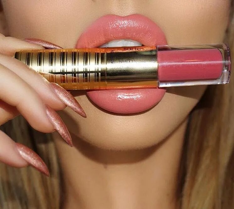 Tarte Cosmetics в Instagram: "Once it hits your lips, it's so goo...