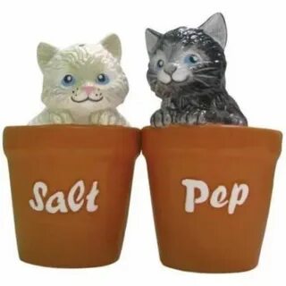 Kittens in Pots Ceramic Salt and Pepper Shaker Set NIB 93974