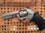 Custom 22 Pistols Milesia