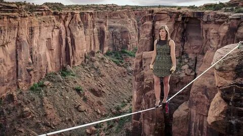 SKILLS: Female Slackliner Faith Dickey crosses Grand Canyon 