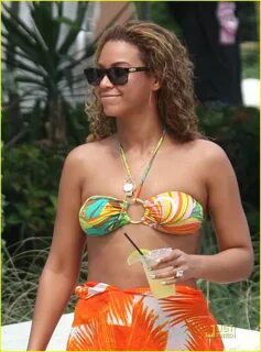 Beyonce Bares Bermuda Bikini: Photo 1458181 Beyonce Knowles 
