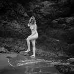 nude, muir beach, 1968 - Limited Edition 1 of 40 Photography