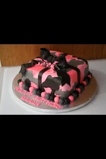 Pink camo cake lets try purple camo Camo birthday cakes, Ama