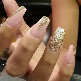 Good afternoon everyone! ! #notpolish Gold nail designs, Gol