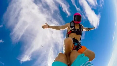 SUNDAY FUNDAY SKYDIVING - Morgan Oliver-Allen - YouTube
