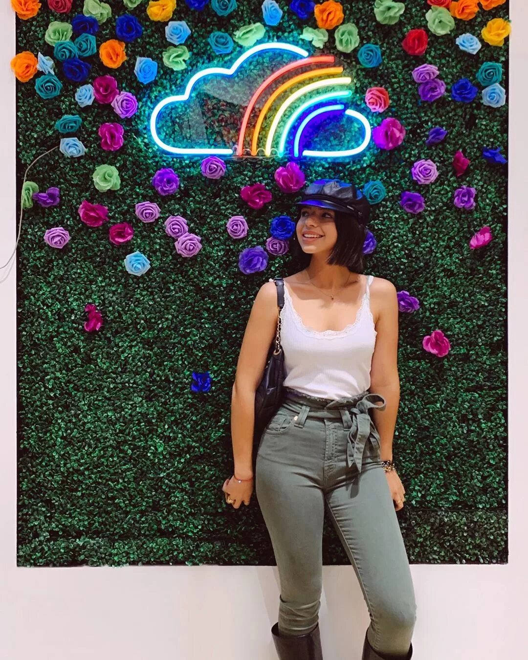 Si Ángela Aguilar 🇲 🇽 sa Instagram: "☁ 🌈 🌹" .