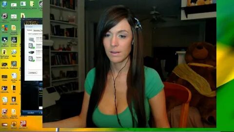 Top 10 beautiful female streamers from Twitch. Game in a goo
