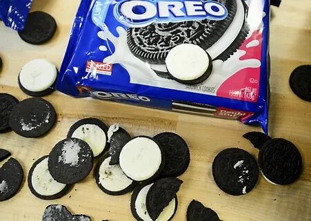 High school football players suspended for naked 'Oreo run' 