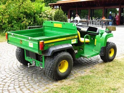 File:Bonn-rheinaue-john-deere-gator-270515-03.jpg - Wikimedi