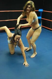 Female Wrestling - Catfights - Topless Boxing - Nude Wrestli