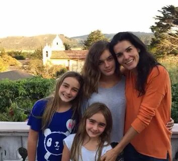 Angie Harmon and her daughters Finley , Avery and Emery