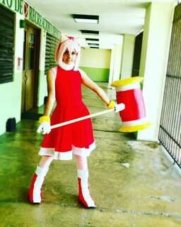 Amy rose from sonic cosplay! ❤ ️❤ #sonic #soniccosplay #amyro