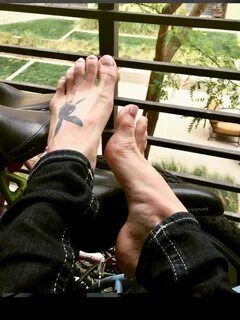 Natasha Starr Feet (37 photos) - celebrity-feet.com