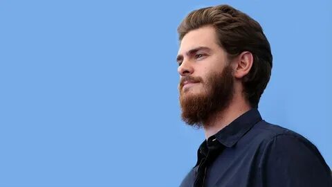 Watch Andrew Garfield Grow A Massive Beard Before Your Eyes 