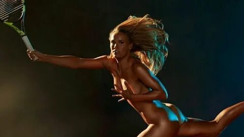 El desnudo total de la sensual tenista Caroline Wozniacki - 