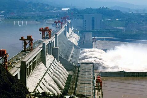 Китайская ГЭС "Три ущелья" производит электричества как 4 атомные...