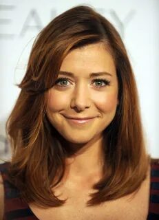 Alyson Hannigan Elles 17th annual Women in Hollywood Tribute