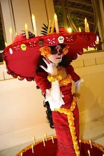 A Girl Against The World * La Muerte from The Book of Life. 