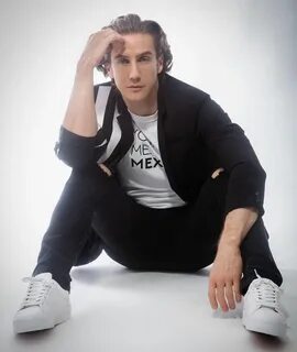 Forget Your Other Crushes, Here's Eugenio Siller Aka Chema O