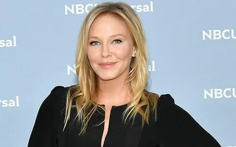 The Plastic Surgery Rumors Kelli Giddish Is Plagued By