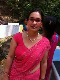 Xossip Indian Aunty : South Indian actress OR south Indian p