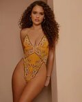 Effortlessly Sexy Madison Pettis Posing in Bikinis and Linge