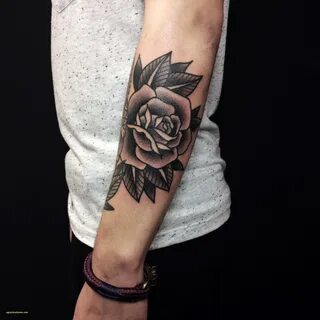 Мужские тату розы на руке - эскизы, значения татуировок с ро
