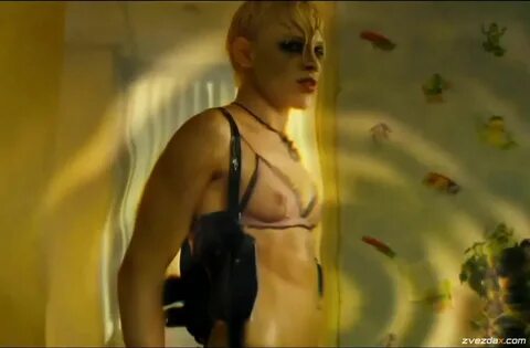Ню кадры Кейт Наута в сцене эротики из фильма "Перевозчик 2"