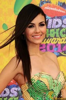 Victoria Justice Photos and Picture Gallery 21 jPhots