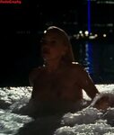Anna Faris topless from What's Your Number? - picture - 2012