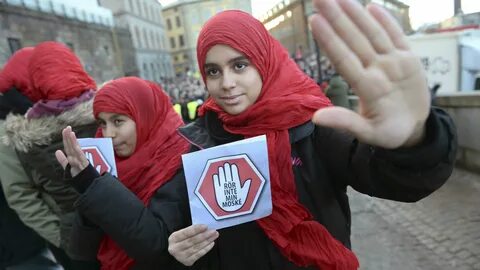Sweden Women Muslim Interfaith Related Keywords & Suggestion