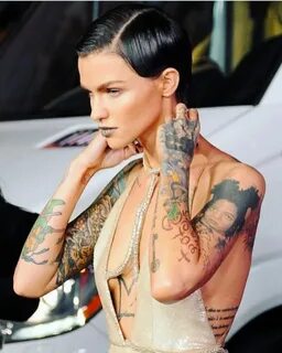60 Sexy and Hot Ruby Rose Pictures - Bikini, Ass, Boobs - To