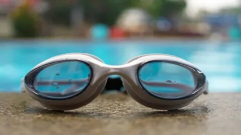 قناة روسيا اليوم لماذا يجب على الرواد ارتداء نظارات السباحة 