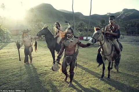 Stunning photographs by Jimmy Nelson of the isolated tribe o