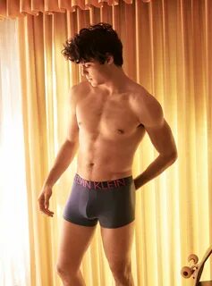 Hey! Noah Centineo Stars In That Calvin Klein Ad, Too Shawn 