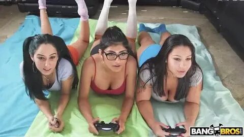 Mia Khalifa - Mia's Video Game Night - Porn Gif with source 